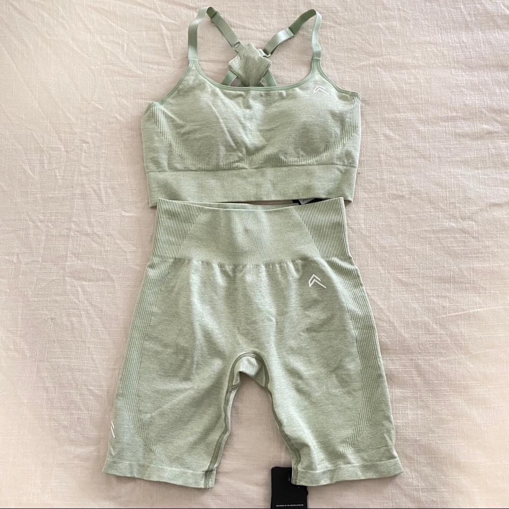 Oner Active Seamless Shorts and Bra Bundle